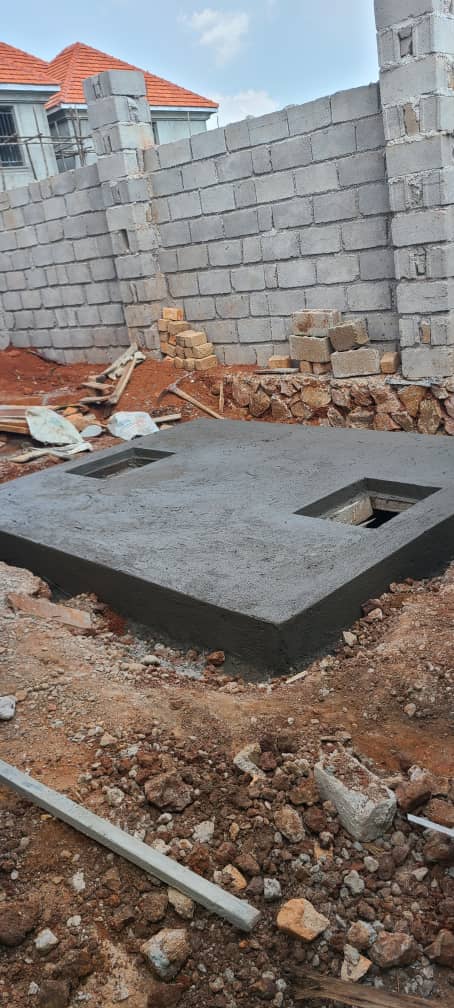 Kvalitetservce's tweet photo. Project update 🚧we successfully completed the septic tank  project. We ensured top-notch quality, and we are thrilled that our client appreciated our efforts. Another milestone achieved.
Trust us with all your construction  projects 
We design  and Construct 
+256787292218 https://t.co/4DD7vgZKyU