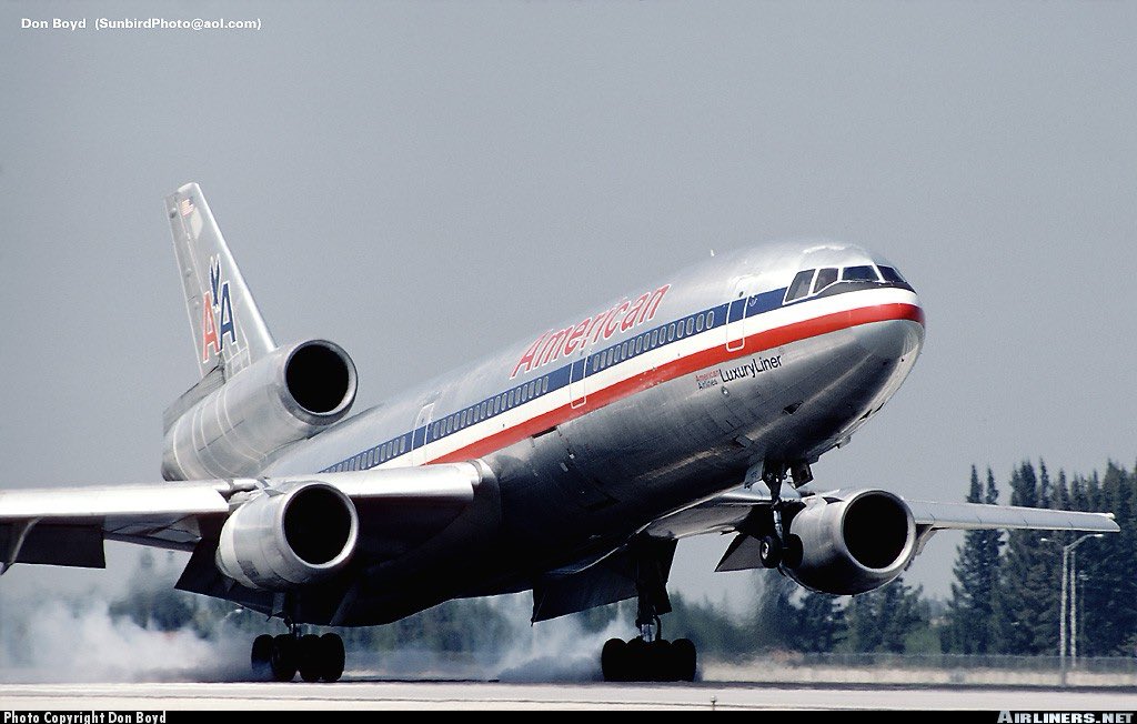 American airlines flight 1984 - Touristvisitorguides.com