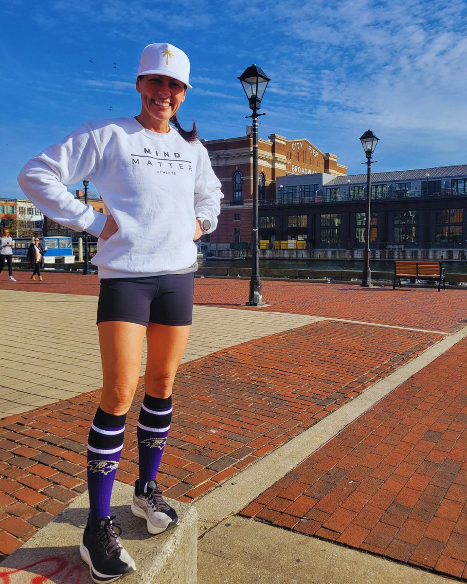 PROCompression's tweet photo. Don't miss our Cyber Weekend Sale! 🎉 Get 20% OFF NFL, MLB, NHL & College Team Socks and 50% OFF Compression Socks & Sleeves. 🧦 Plus, more perks await! #PROCompression #PowerYourPassion #CompressionSocks #CyberWeekendSale #CyberMondayDeals
SHOP NOW ▶️ https://t.co/BsrhPQh9bq https://t.co/9aSegDESN5