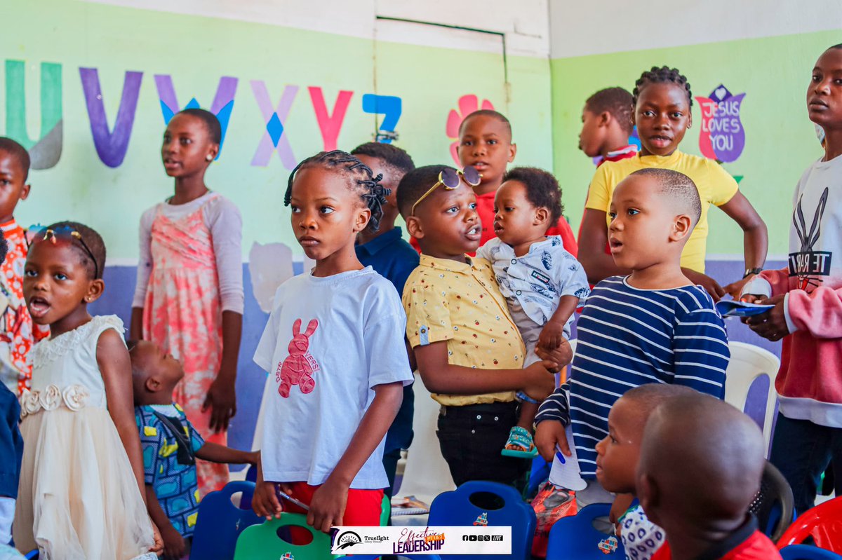 tlghofficial's tweet photo. CHILDREN CHURCH || SECOND SERVICE 

Today, the children were taught some special Christmas songs as they prepare for Christmas. 

It was a fun moment as they had lessons on Christmas hymns like Oh come all Ye Faithful and Long Time Ago in Bethlehem. 
.
.
.
#ChildrenChurch https://t.co/NcQt4qWTk9