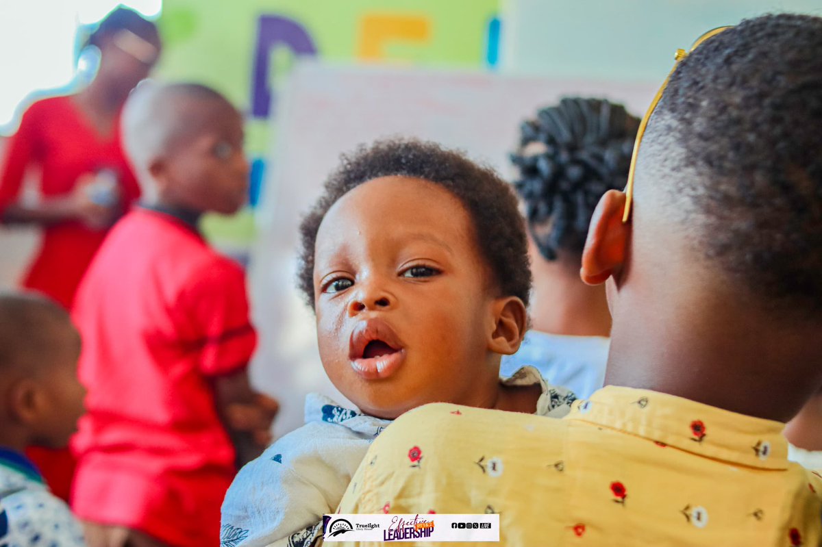 tlghofficial's tweet photo. CHILDREN CHURCH || SECOND SERVICE 

Today, the children were taught some special Christmas songs as they prepare for Christmas. 

It was a fun moment as they had lessons on Christmas hymns like Oh come all Ye Faithful and Long Time Ago in Bethlehem. 
.
.
.
#ChildrenChurch https://t.co/NcQt4qWTk9
