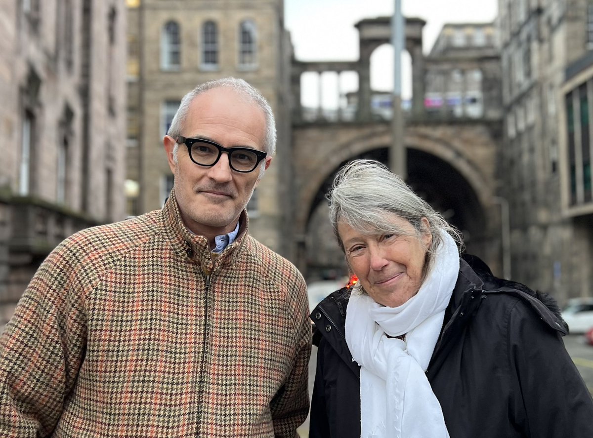 When you’re heading for your train and bump into the legendary Vashti Bunyan. She said it was the first time she’s ever been recognised in the street. ❤️