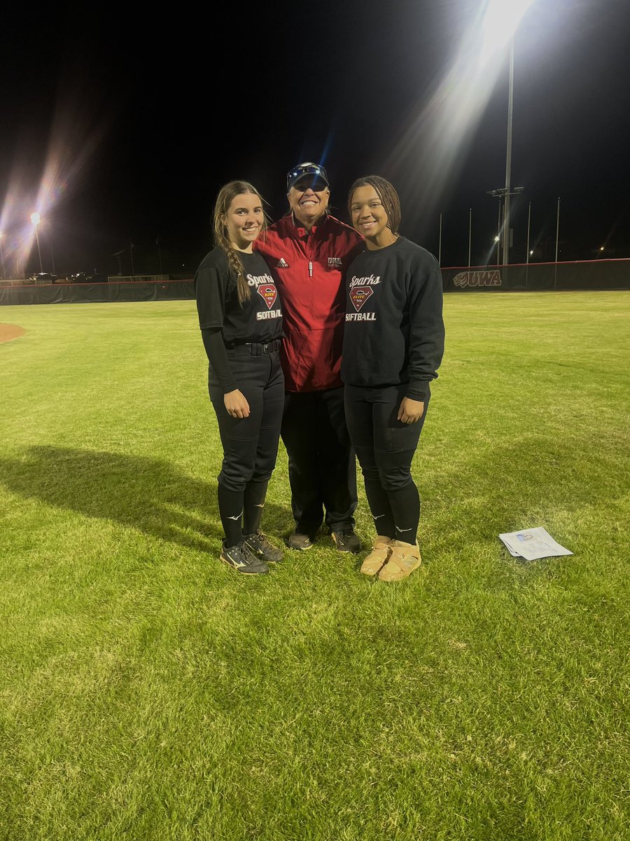 Miranda Moore tweet media