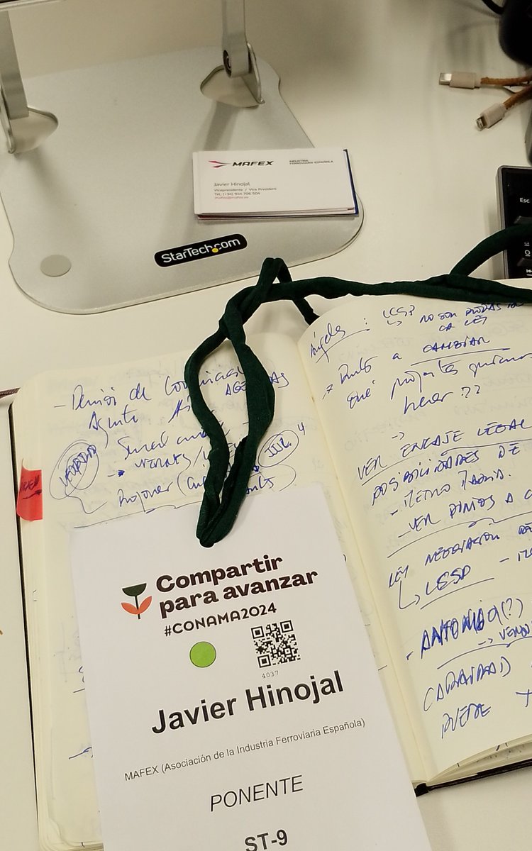 HinojalJavier's tweet image. Agradecido por participar en #CONAMA, en representacion de @mafex,donde discutimos el ferrocarril como clave para transformar el transporte de mercancías. ¡Apostemos por un futuro más sostenible! #Sostenibilidad #Descarbonización