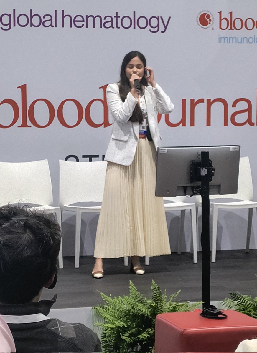 dap_martins's tweet image. Fantastic talk from Manuela at #ASH2024 on the role of autophagy in FLT3-inhibitor therapy in AML! Great collaboration of the Traina Lab at @fmrpusp and @SchuringaLab ! Very well done!