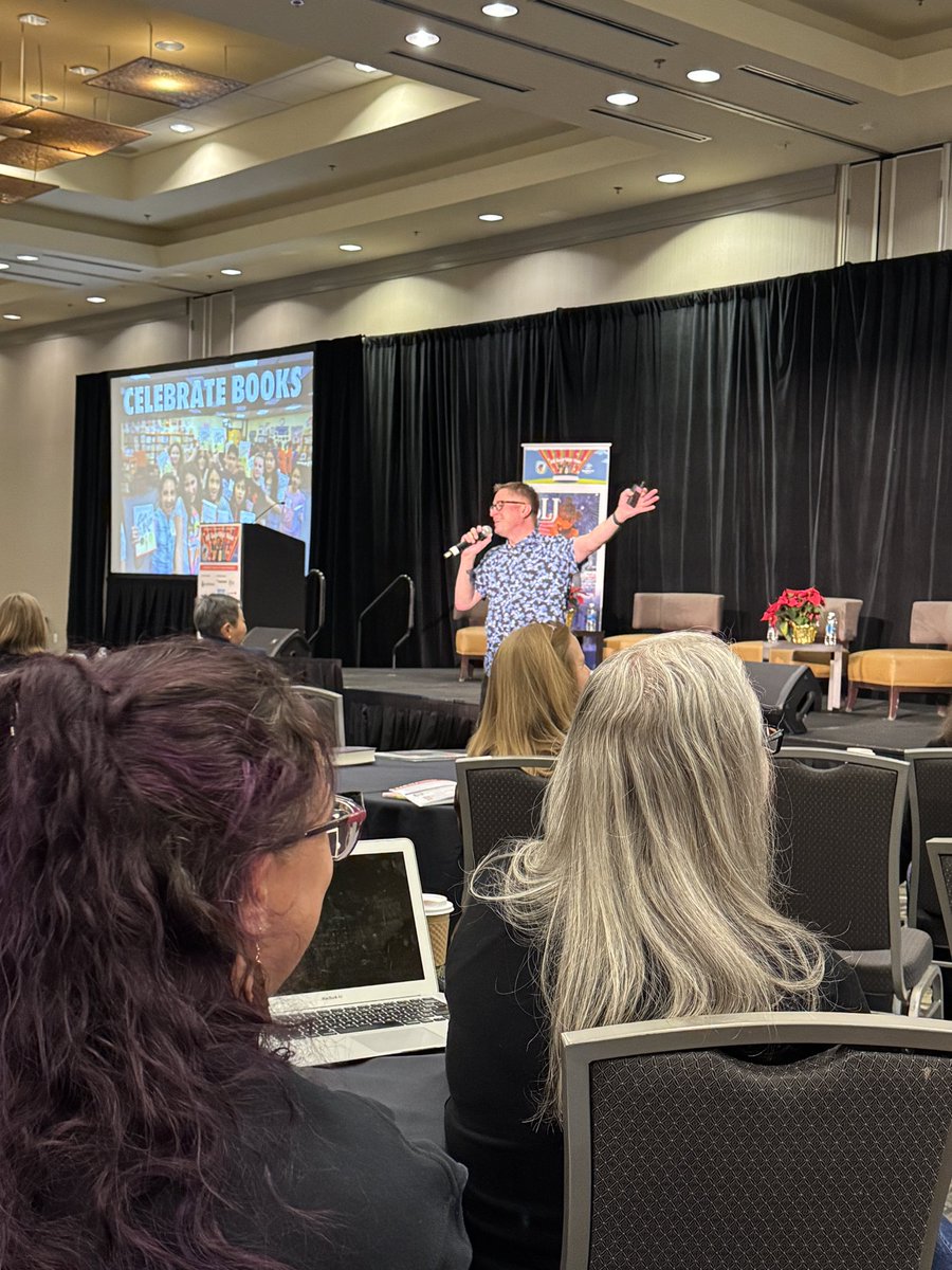 ToniLipscher's tweet image. Thank you #SLJSummit for a wonderful conference! Love getting together with my Florida peeps! Representing @pbcsd @mariabishop4 @MPEPrincipal @MarshPointeEl @emapbc @LibraryCurrent @Ed_Tierney1