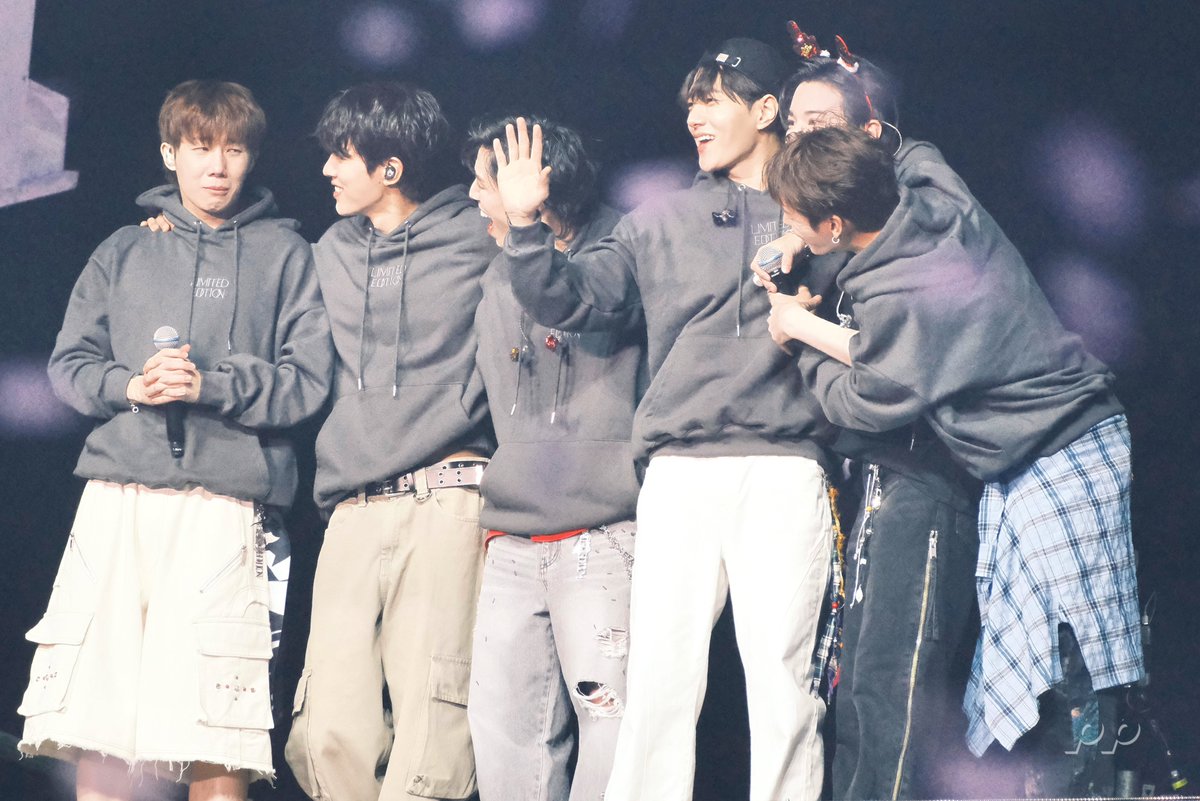 ppispoppy's tweet photo. 241208 INFINITE 15TH ANNIVERSARY
CONCERT <LIMITED EDITION> in Seoul D-3

#인피니트 #INFINITE
#15TH_ANNIVERSARY_CONCERT
#LIMITED_EDITION https://t.co/obDPJGT9Mw