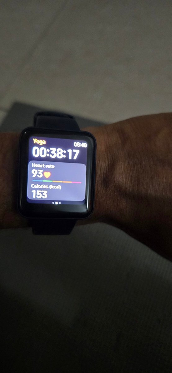 Techlicous's tweet photo. @DXBFitChallenge Challenge 2 - Flexibility
#Day12 - Yoga 🧘 
#TouchGrass - Day68
@DXBFitChallenge
 #stayfit #dubaifitnesschallenge https://t.co/pYtETjzibJ