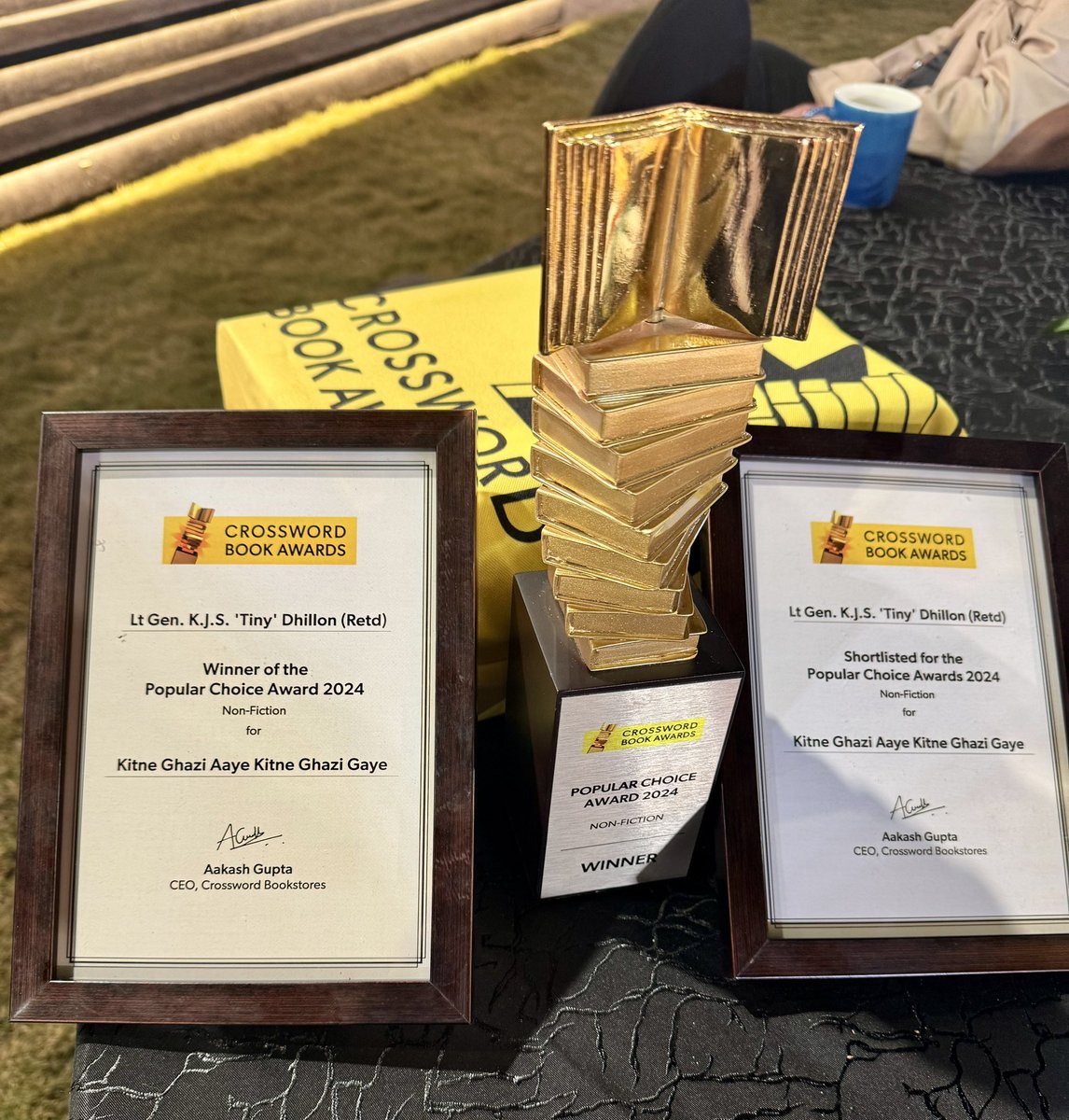 And the *Award for Best Non Fiction Book in Popular Choice Category* Goes to ‘*KITNE GHAZI AAYE KITNE GHAZI GAYE*’
Jai Hind 🇮🇳