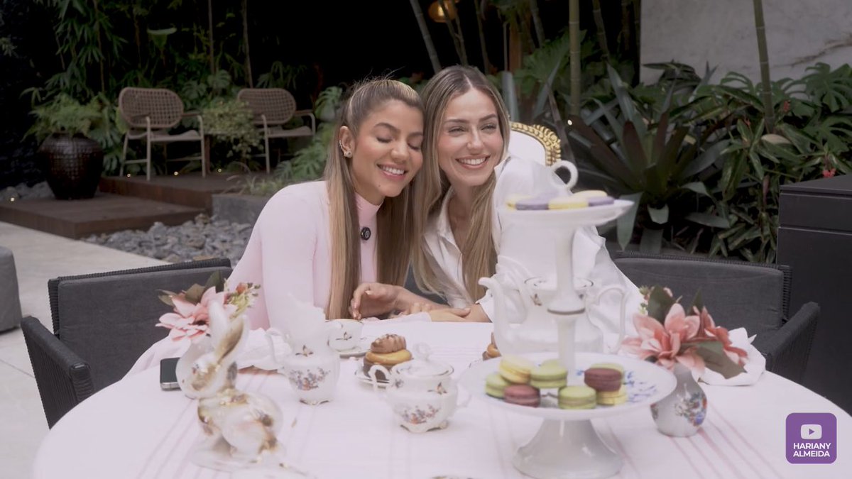 showrealit19's tweet photo. Meu pauriany vive, amo tanto 🐷🧜🏼‍♀️♾
@hariany @PaulaSperrling https://t.co/WZT3TzyLmy