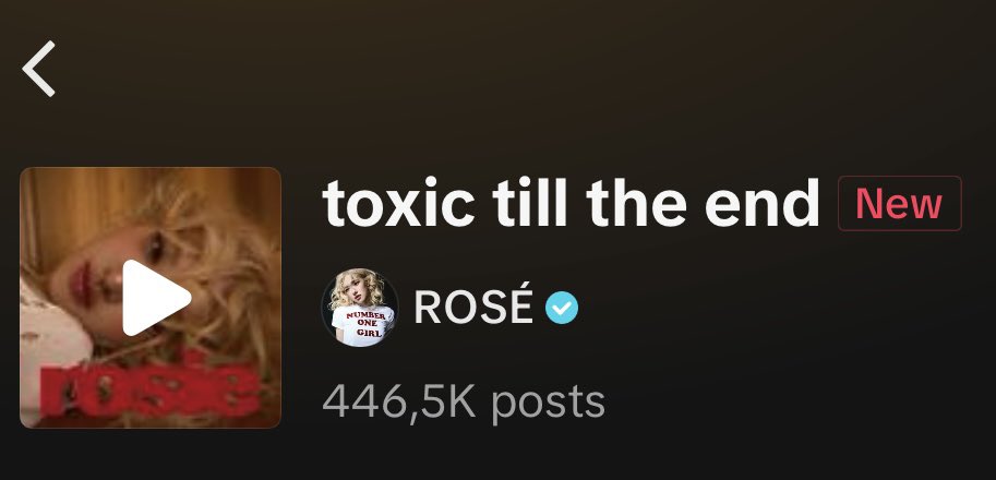 cosmicdyy's tweet photo. how is this even possible 400k in two days!! its insane!! surpassing apt wont surprise me #ROSÉ https://t.co/T8haUyA9v3