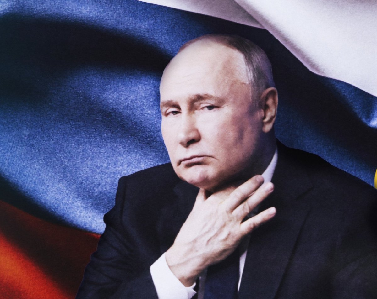 Mok1967SG's tweet photo. @donaldtusk #RussiaIsDefeatable
#ItsOverPutin
#WhateverItTakes
#StandWithUkraine
#UkraineWillWin
Where are the LEADERS OF THE FREE WORLD โ
HE IS DONE โผ๏ธโผ๏ธโผ๏ธ
And his greatest admirers @elonmusk @realDonaldTrump @TulsiGabbard etc changes sides in the same time https://t.co/o8Ukc4OXoF