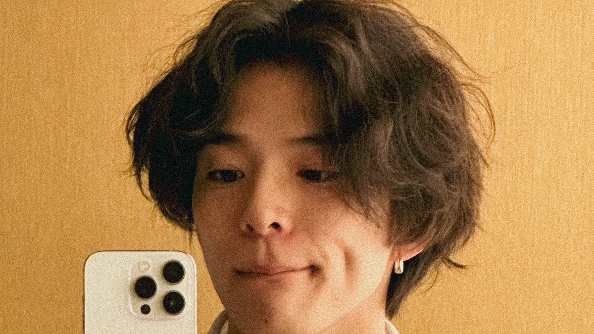 asahiismymine's tweet photo. ○ therapy
○ self care
● Hamada Asahi‘s dimples https://t.co/dVPXjRQO1q