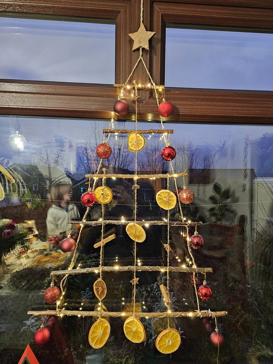 GreenfieldGreen's tweet photo. Homemade Christmas https://t.co/peZMmuPqrQ