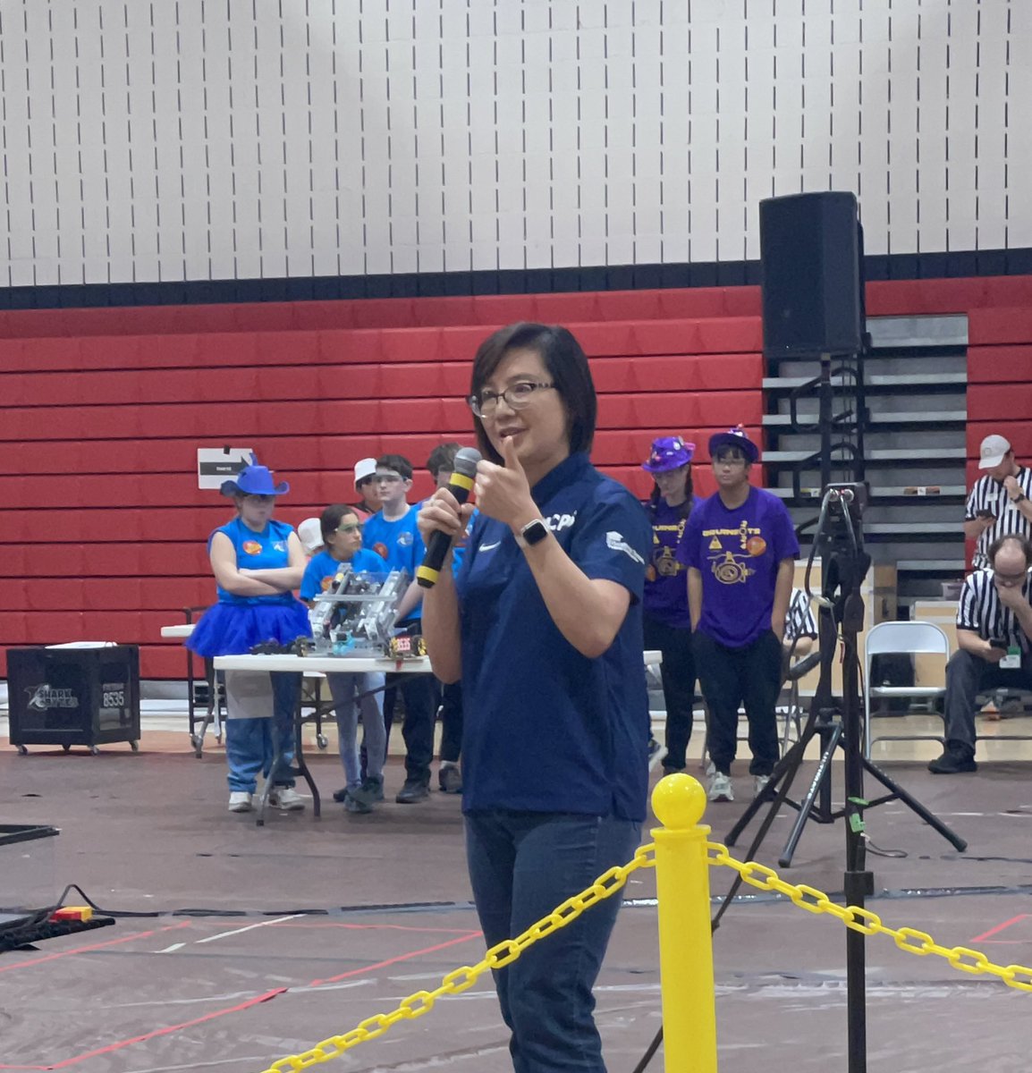 JulieYangMoCo's tweet image. Exciting morning at Quince Orchard High School as the @FRCTeams  from our region gather to showcase their robots! Met wonderful @MCPS students from both middle and high schools from all over the county.  #STEMeducation #buildfutures