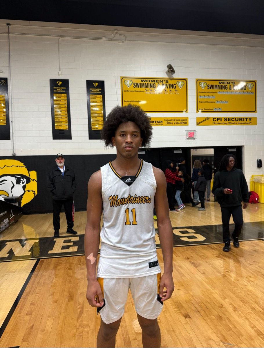 Tramaine Boone 👤 (@coach_t_boone) on Twitter photo 6'3" G <a href="/kee_linney11/">Kee'donn Linney</a> is having a great start to his senior season!! Averaging 27 PPG/10 RPG/2.5 APG/0.5 SPG. Received his first offer after competing against 5⭐️ LJ Smith out of Lincolnton HS. College coaches will continue to take notice this year.
<a href="/KMHS_MBB/">Kings Mountain Men’s Basketball</a> <a href="/CoachAndrewFann/">Coach Fann</a> 6'3" G <a href="/kee_linney11/">Kee'donn Linney</a> is having a great start to his senior season!! Averaging 27 PPG/10 RPG/2.5 APG/0.5 SPG. Received his first offer after competing against 5⭐️ LJ Smith out of Lincolnton HS. College coaches will continue to take notice this year.
<a href="/KMHS_MBB/">Kings Mountain Men’s Basketball</a> <a href="/CoachAndrewFann/">Coach Fann</a>