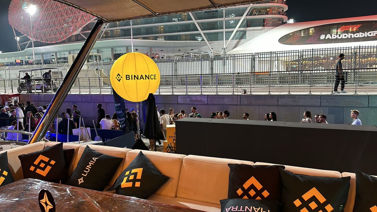 ARafayGadit's tweet photo. Thank you @binance for the invitation to watch #Formula1! Awesome vibe &amp; always great to see @_RichardTeng smiling! 🤝😎 https://t.co/RFwxXxLHpE