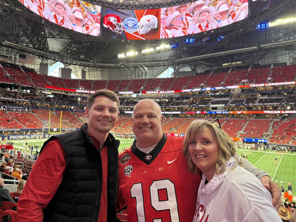 🏈 Coach Randy Marion tweet media