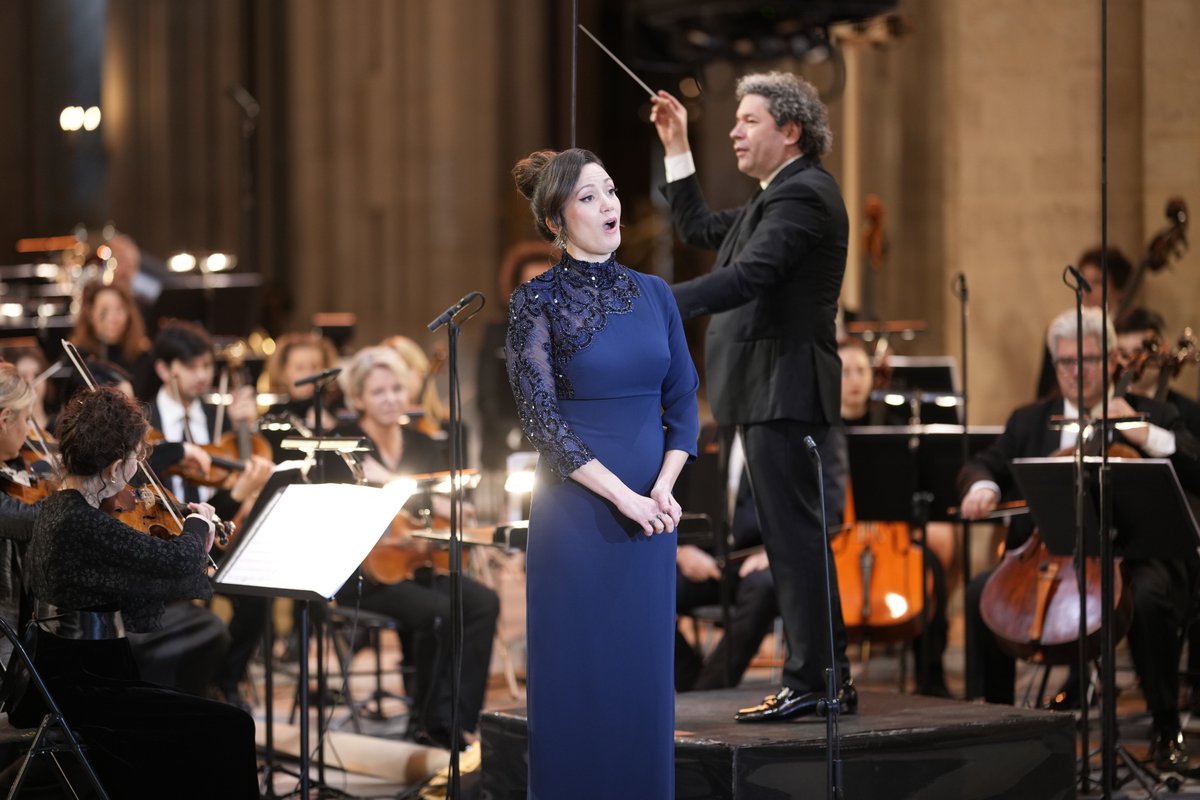 GustavoDudamel's tweet photo. (3/4) The concert was a beautiful reminder to me how how music is so much more than just entertainment - it can heal us, comfort us, unite us. To be able to reopen the cathedral with music was an opportunity to come together and show the best of ourselves to the world. https://t.co/ASftgeVx7i