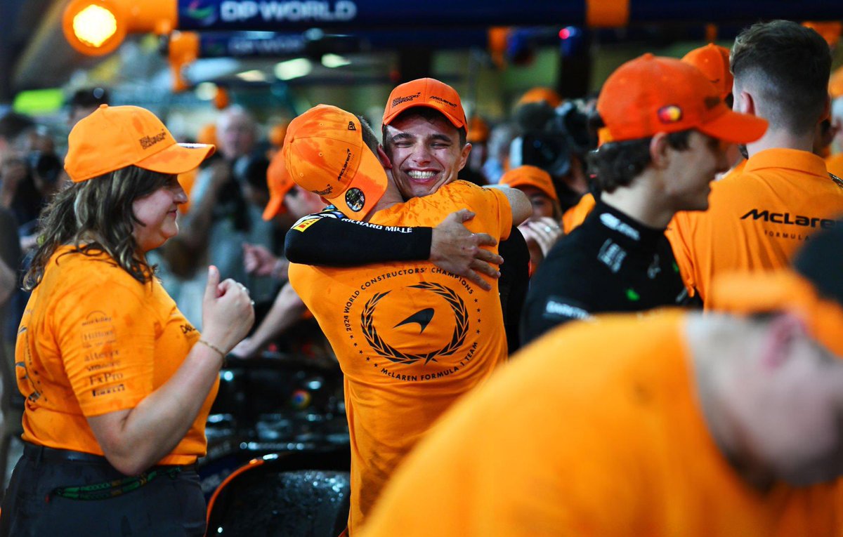 4lndo's tweet image. lando please never stop smiling &amp;lt;3