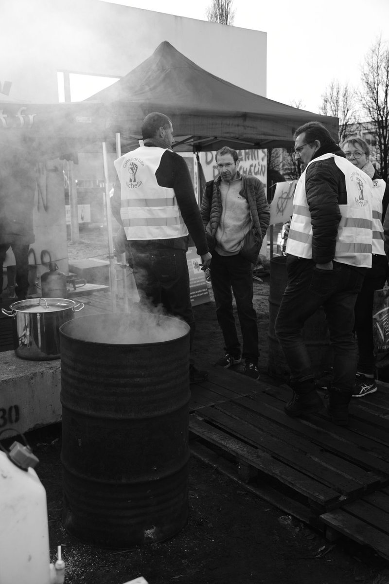 Les Soulèvements de la terre tweet media