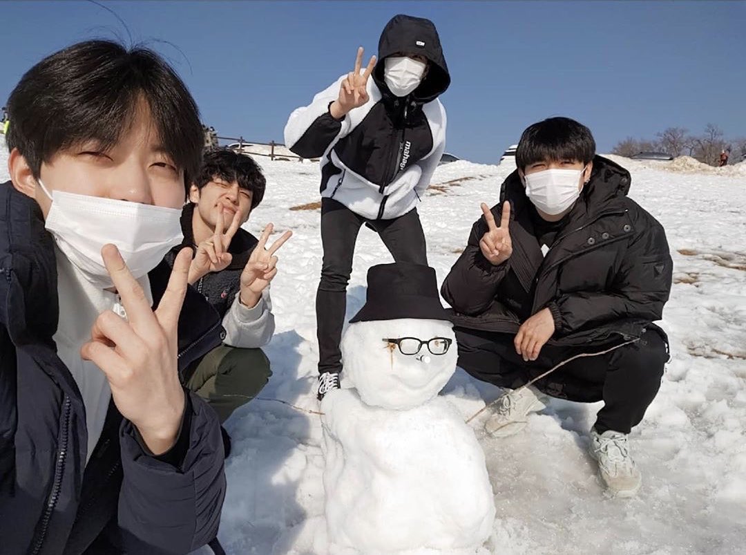 _is_aman's tweet photo. 데이식스 사랑해 ❤️
앞으로전달!!!!!!!!!!!!!!! 🔊

-마이데이 일동- https://t.co/TXtuUarvuA