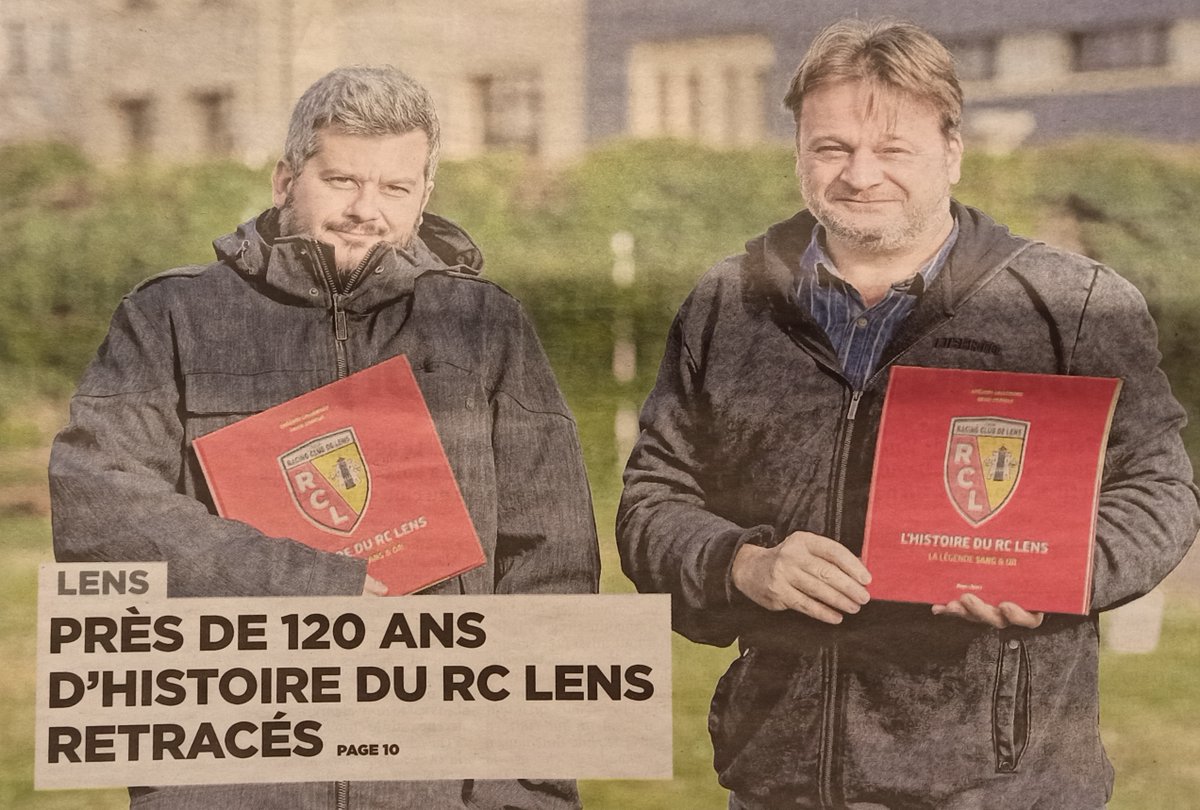 psvfrance1913's tweet photo. Et n'oubliez pas au pied du sapin le magnifique ouvrage sur l'Histoire du RC.Lens @daviddvdn @GregLallemand @RickSubnel @RikElfrink @ruudjanson https://t.co/eSjo4l8k6Z