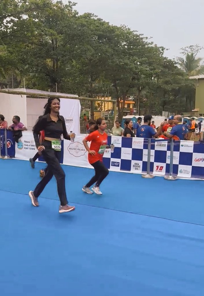 VBcodes's tweet image. Made my 5K debut at the SKF Goa River Marathon — it only gets better from here! ✨️🏅