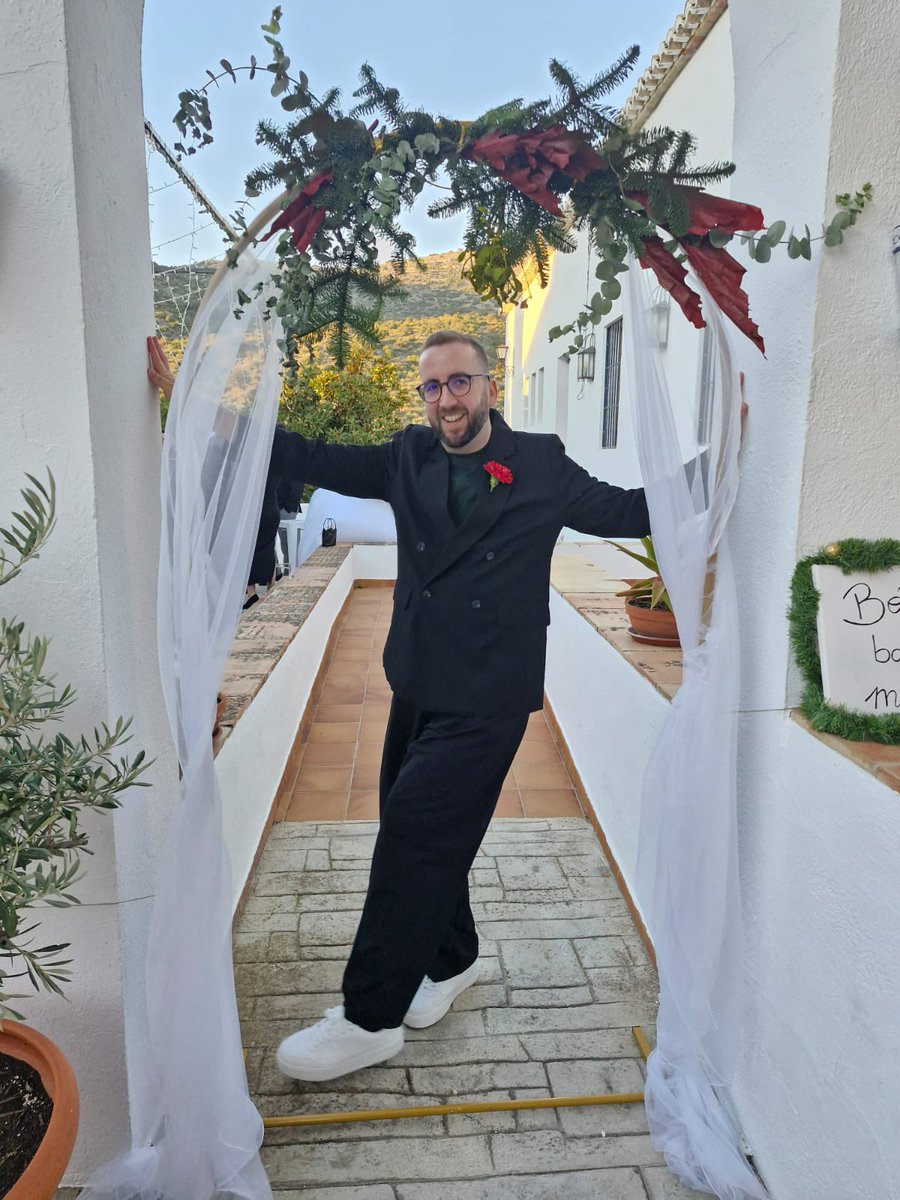 Un rojo, rojo clavel 🌹