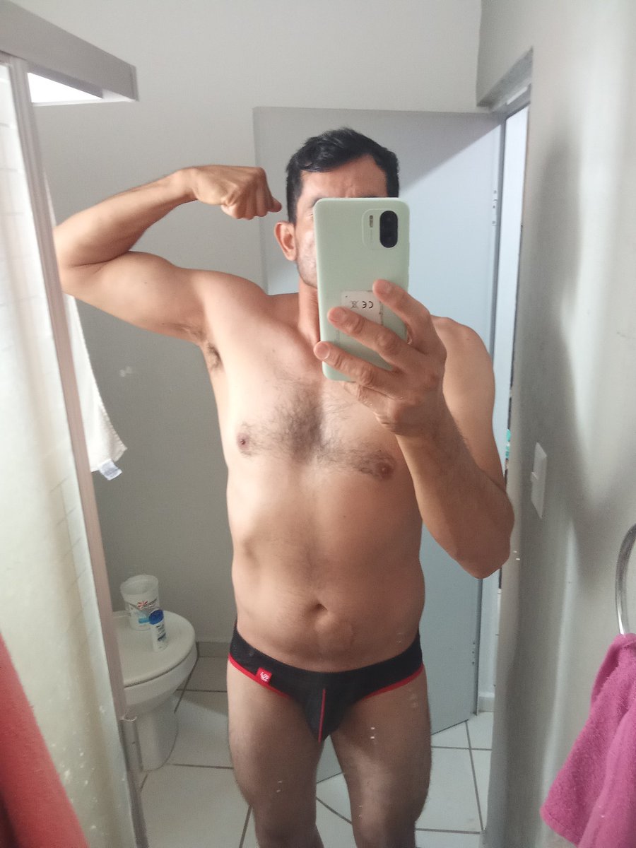 AdrianTorhot08's tweet photo. Feliz día a todos tengan un excelente domingo...así de rico como yo😋🤭😎🍆🔥🍑 https://t.co/VZgVmvCEbJ
