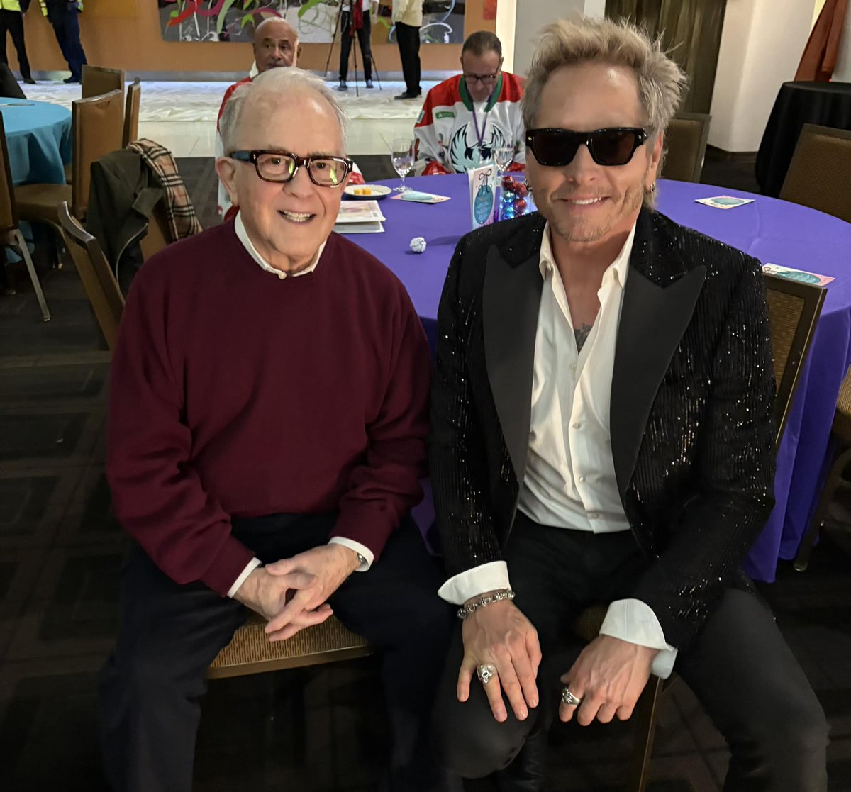Hank Plante (@hankplante) on Twitter photo With my Palm Springs neighbor <a href="/mattsorum/">matt sorum</a> from <a href="/gunsnroses/">Guns N' Roses</a> last night (thatās a sentence I never expected to type). A terrific guy who looks especially cool driving through the āhood in his white ā62 Tābird convertible. With my Palm Springs neighbor <a href="/mattsorum/">matt sorum</a> from <a href="/gunsnroses/">Guns N' Roses</a> last night (thatās a sentence I never expected to type). A terrific guy who looks especially cool driving through the āhood in his white ā62 Tābird convertible.
