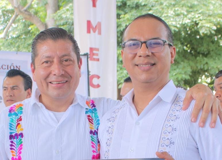 Muchas felicidades a nuestro Director del Plantel <a href="/cecytehsanfe27/">CECyTE Hidalgo San Felipe Orizatlán</a>
👏🌟🙏🎶🎂 Mtro. Elias Herrera. En este día especial, quiero expresar mis deseos de felicidad, salud, para él y para su familia y éxitos. 
Que este nuevo año de vida traiga grandes alegrías ¡Feliz cumpleaños! 🌟🌟