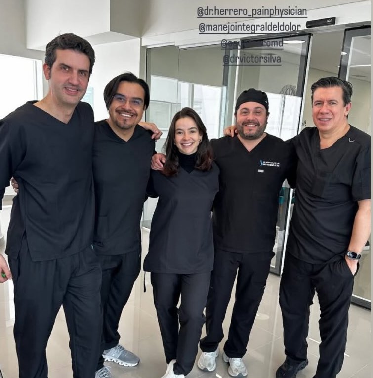 herrero_dr's tweet photo. It is always a pleasure to participate in the amazing courses of @sinpainoficial . Thank you @fabriciodiasassis for letting me be part of this. Congratulations to you and all your team! Best in #paineducation 🔝 #chronicpain #workshop #painworkshop #campinas #brazil🇧🇷 https://t.co/Y82OcjZui3