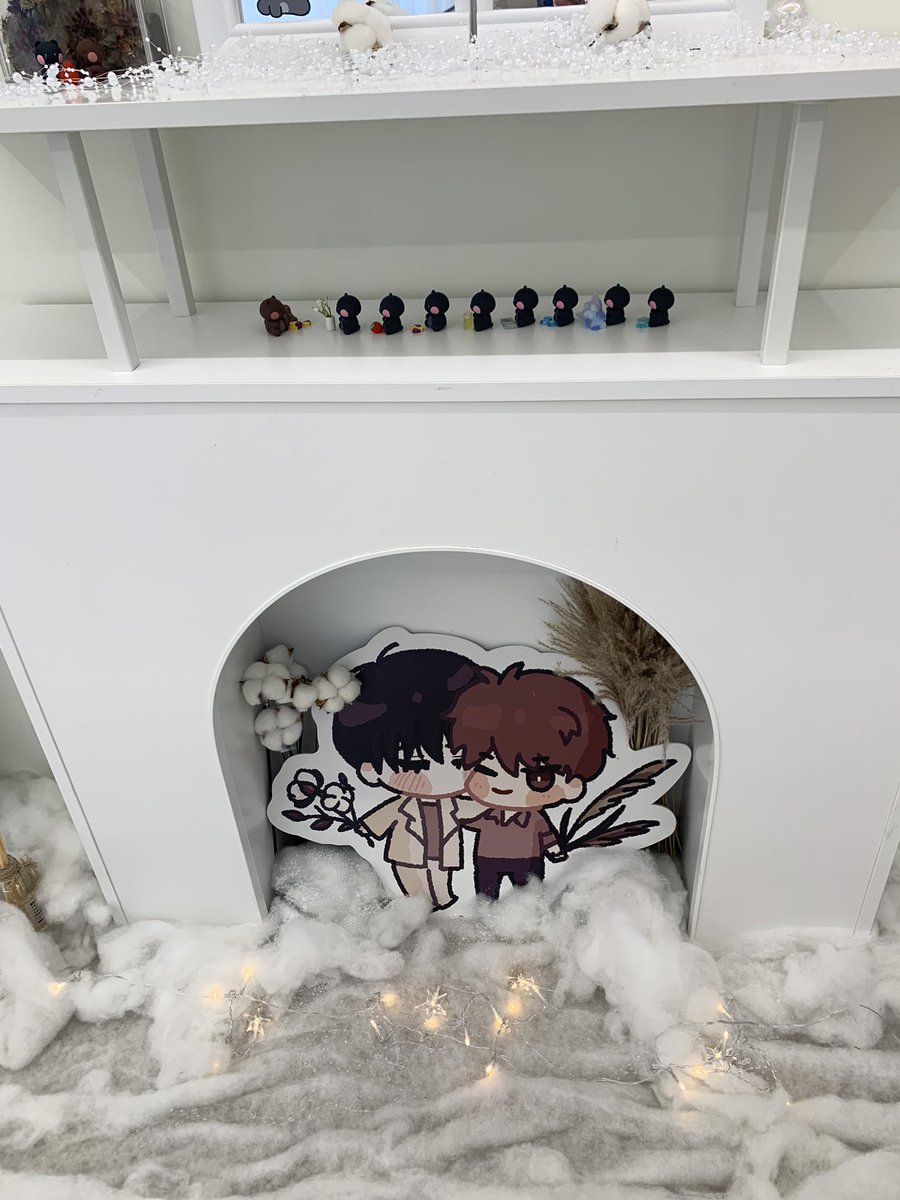 glol15722650's tweet photo. 유실 생일카페 방문! 첫 생카인데 재미있었고 진짜 좋았다. 디피도 예뻤고 우진서주가 여기저기 있어서 더 좋았다~! 

 #HAPPY_WJSJ_DAY 
 #꽃_같은_선배_너무_보고_싶어요
 #流花의_꽃말은_우진서주_생일축하해 https://t.co/TVCaD63Pxt