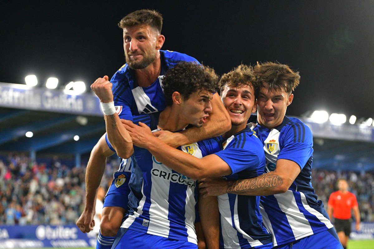 Bandadetribuna's tweet photo. 📅 HOY 8 DIC
🕗 2️⃣2️⃣:3️⃣0️⃣
🎙 SPACE POST PARTIDO 
@SDP_1922 🆚️ @NASTICTARRAGONA 
⚽️ Se pondrá pichichi @costaaaa20 ❓️❓️❓️
Si sumamos +3 entramos en PO 💪
🏟 EL TORALIN 
#Aprieta https://t.co/8M4H8SWiZy