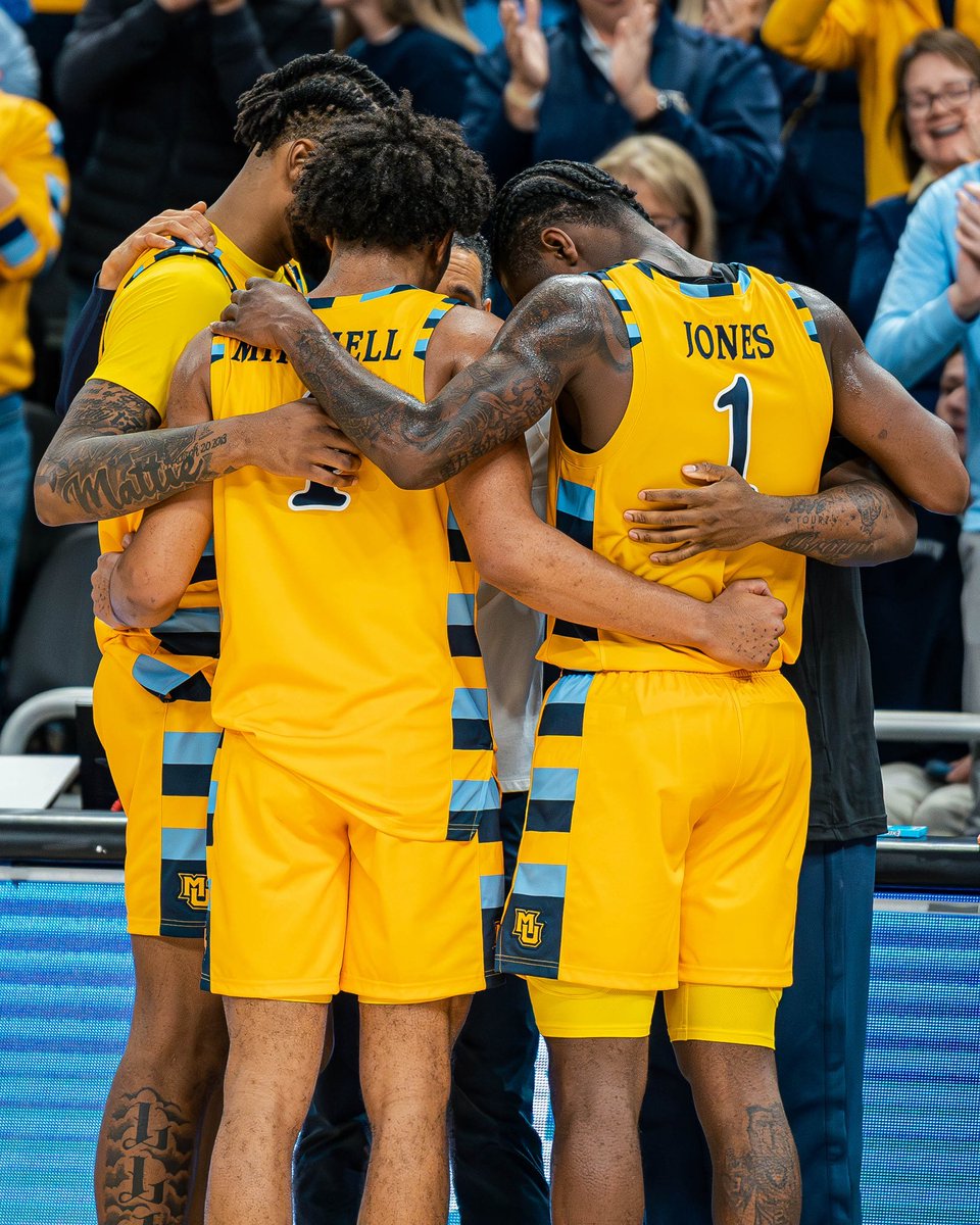 This moment right here brought tears to my eyes. They started this journey together almost 4 years ago and accomplishing this win before they graduated was priceless. <a href="/StevieM259/">Stevie Mitchell</a> <a href="/CamBrown_22/">Cameron Brown</a> <a href="/csgkam/">Kameron Jones</a> <a href="/realdavidjoplin/">david joplin</a>
