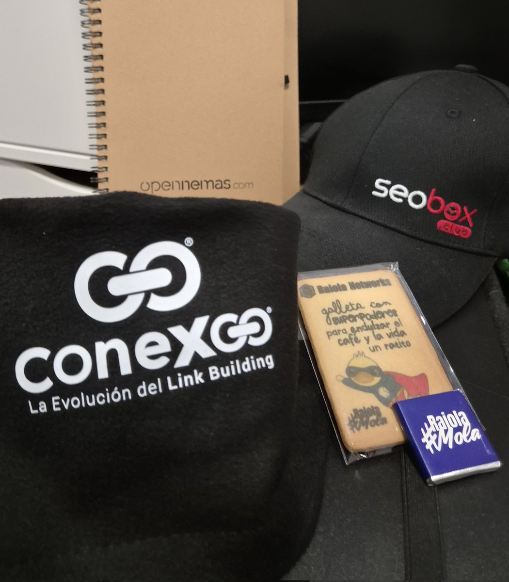 Gracias a estas 4 empresas cada año nos reunimos 80 personas en #SEORural24.

Este año conocimos Guadalajara e hicimos un escape room, competimos en un futbolin humano y un toro mecánico, hicimos una sangriada a 5 grados de temperatura, un concurso de relatos generados con IA,