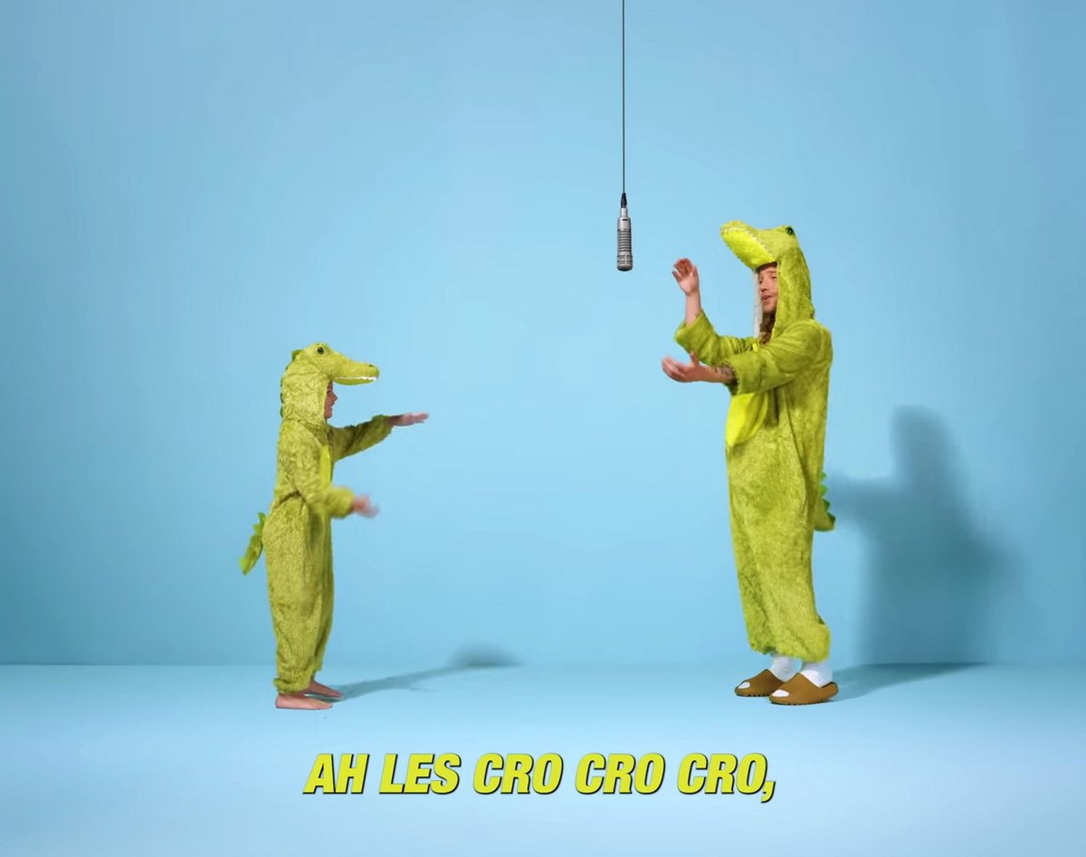 kulmc's tweet image. #部員が持ち回りで選曲する企画 #frenchpop #comptine
【今日の1曲：12/09】Julien Doré - Ah les crocodiles
youtu.be/OUmmwmtfIz8 
被り物が得意なだけに納得の童謡カバー
小っちゃい子がこのサビを歌うと早口言葉みたくなってめっちゃカワイイです