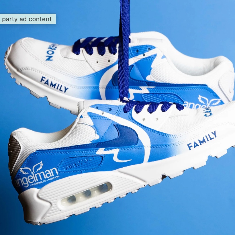 For today's game, Vikings rookie OL Michael Jurgens &amp;  asst coach Tony Sorrentino are both raising awareness around Angelman Syndrome, which touches their family in big ways -- as well as a loved one <a href="/PAOnTheMic/">Paul Allen</a>. 

Great stuff from <a href="/RobKleifield/">Rob K</a> ⬇️

📰: vikings.com/news/rookie-mi…