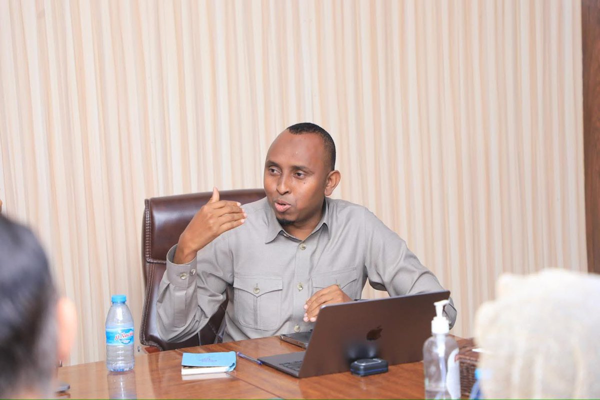 HonYusufMohamed's tweet image. Honored to host @unicefsomalia, led by @SaeedWafaa, for a constructive discussion on enhancing social protection programs.
committed to improving the lives of Somalia’s most vulnerable through strategic &amp;amp; impactful partnerships. #SocialProtection