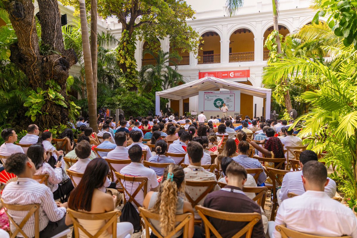 Gisselle Wolozny tweet media