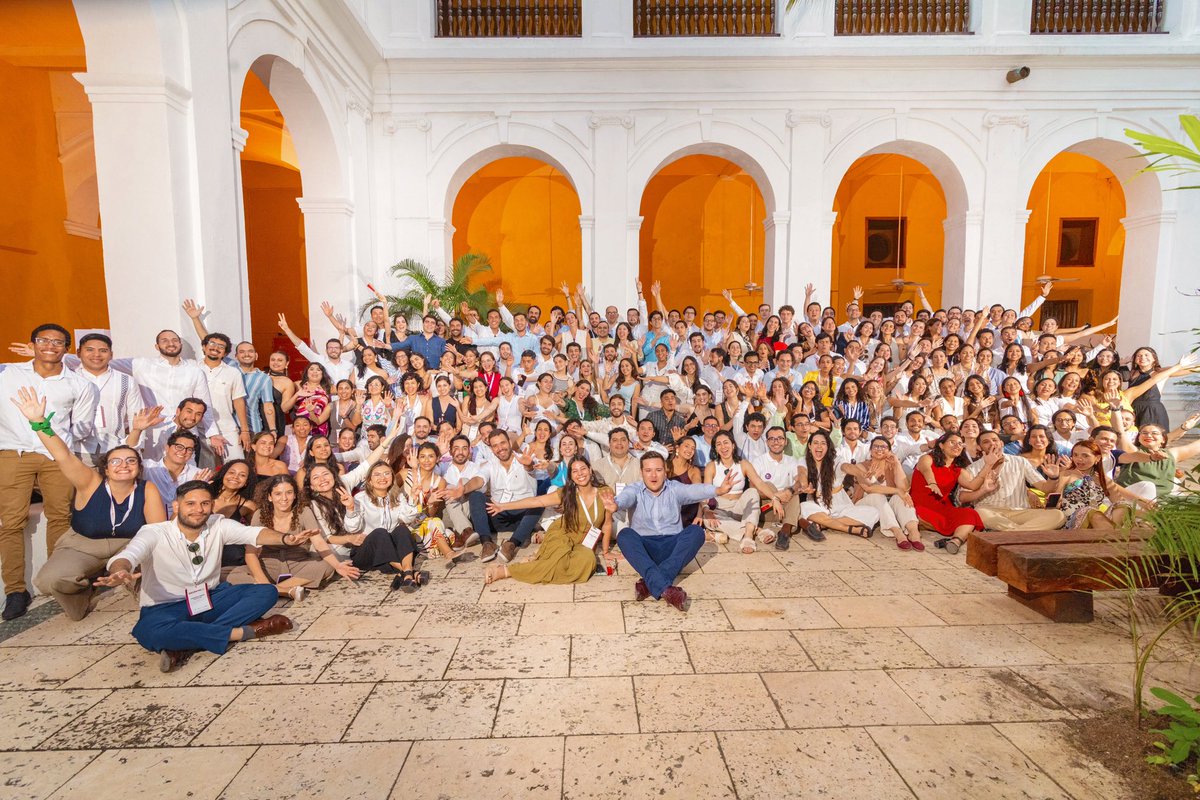 Gisselle Wolozny tweet media