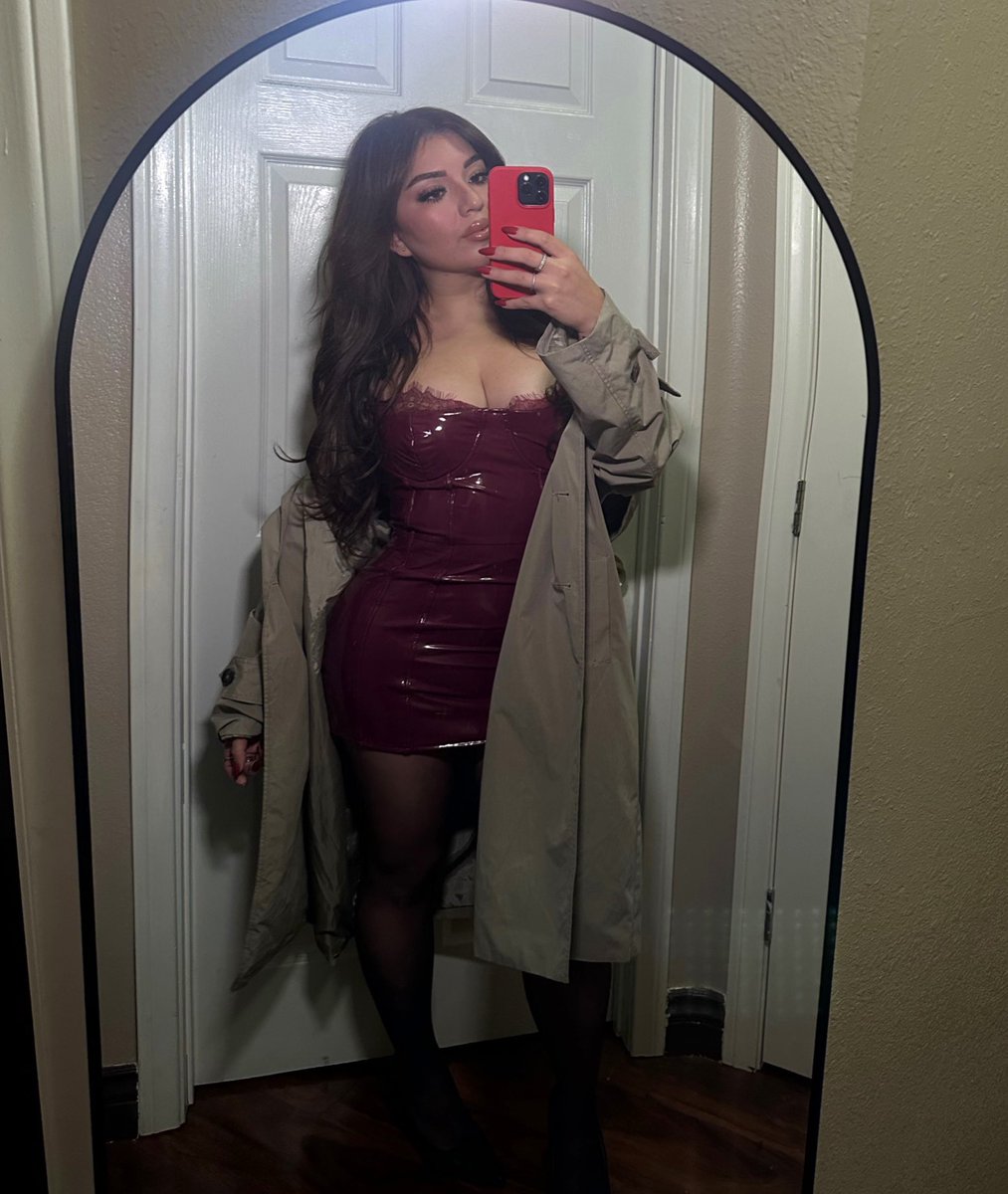 _mscartr's tweet photo. Fit check 🍒 https://t.co/4B24uENf8e