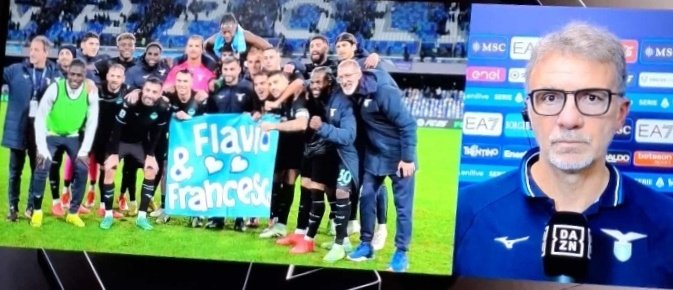 nobullshit48's tweet photo. #NapoliLazio #SSLazio #CurvaNord
                   3 punti per 2 angeli
             🤍Flavio &amp; Francesco💙
                   #TribunaParadiso https://t.co/qThyrAFPGV