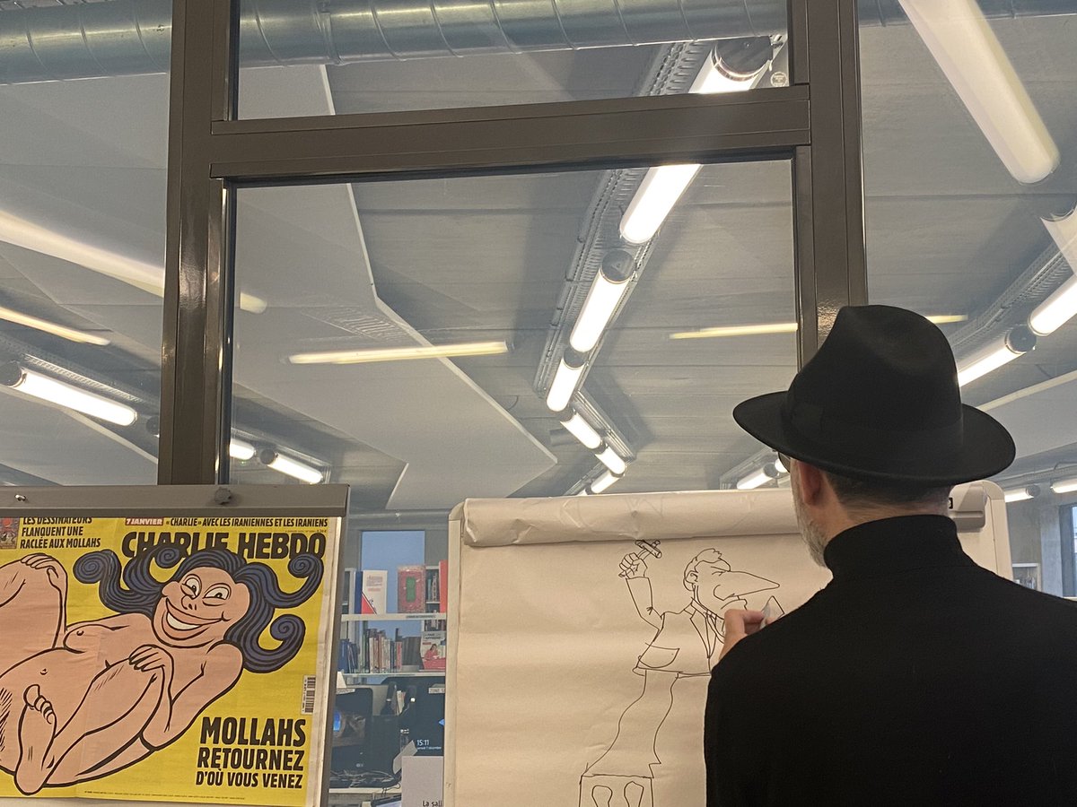 Hier à la Médiathèque du Kremlin-Bicêtre dans le cadre de la semaine de la laïcité, voici les activités que nous avons proposées : ateliers de dessin de presse tous publics avec <a href="/KianoushR/">Kianoush Rouhi</a> et <a href="/ManaNeyestani/">Mana Neyestani</a> ⬇️ 

<a href="/Hamdam/">Hamdam</a> <a href="/Charlie_Hebdo_/">Charlie Hebdo</a>  <a href="/SophiaAram/">sophia aram</a>