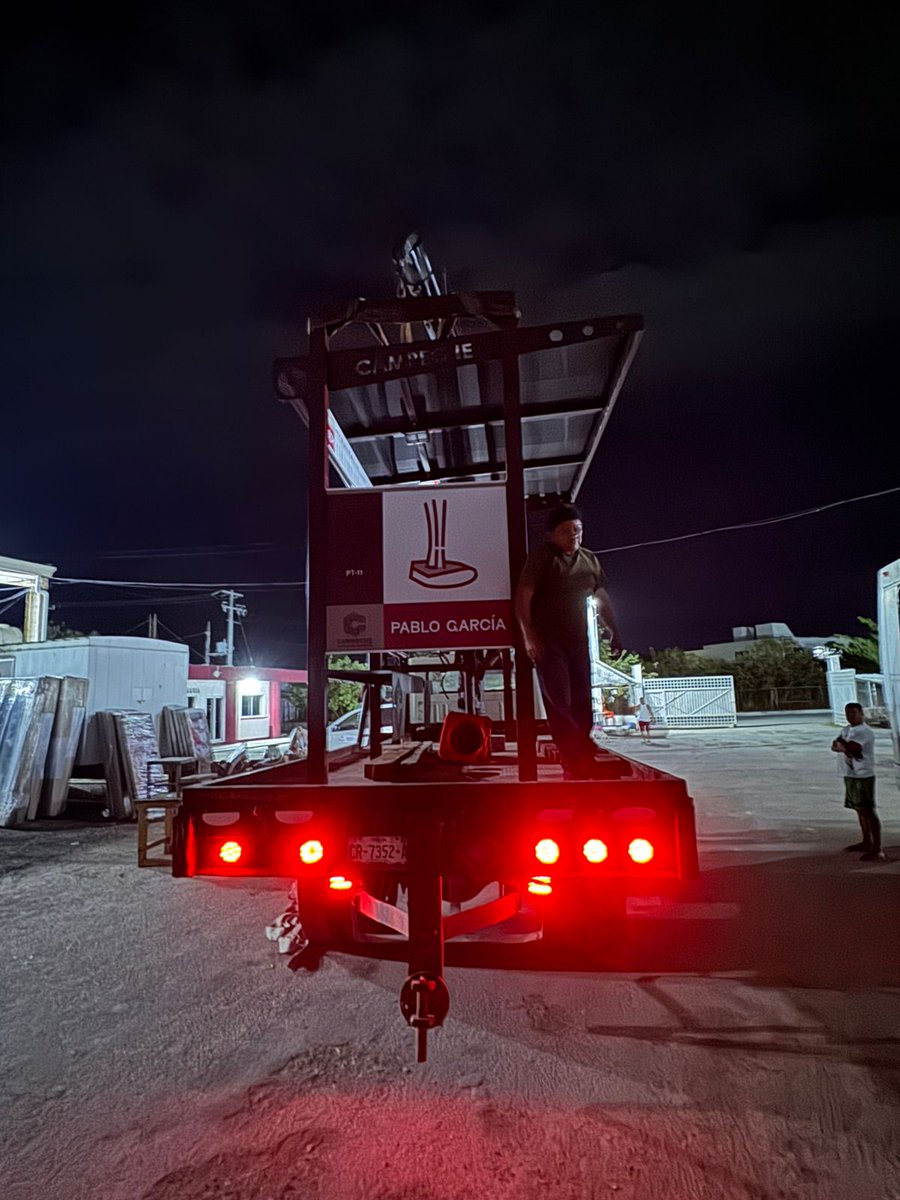 Ya iniciamos la instalación de los paraderos de Ko’ox…