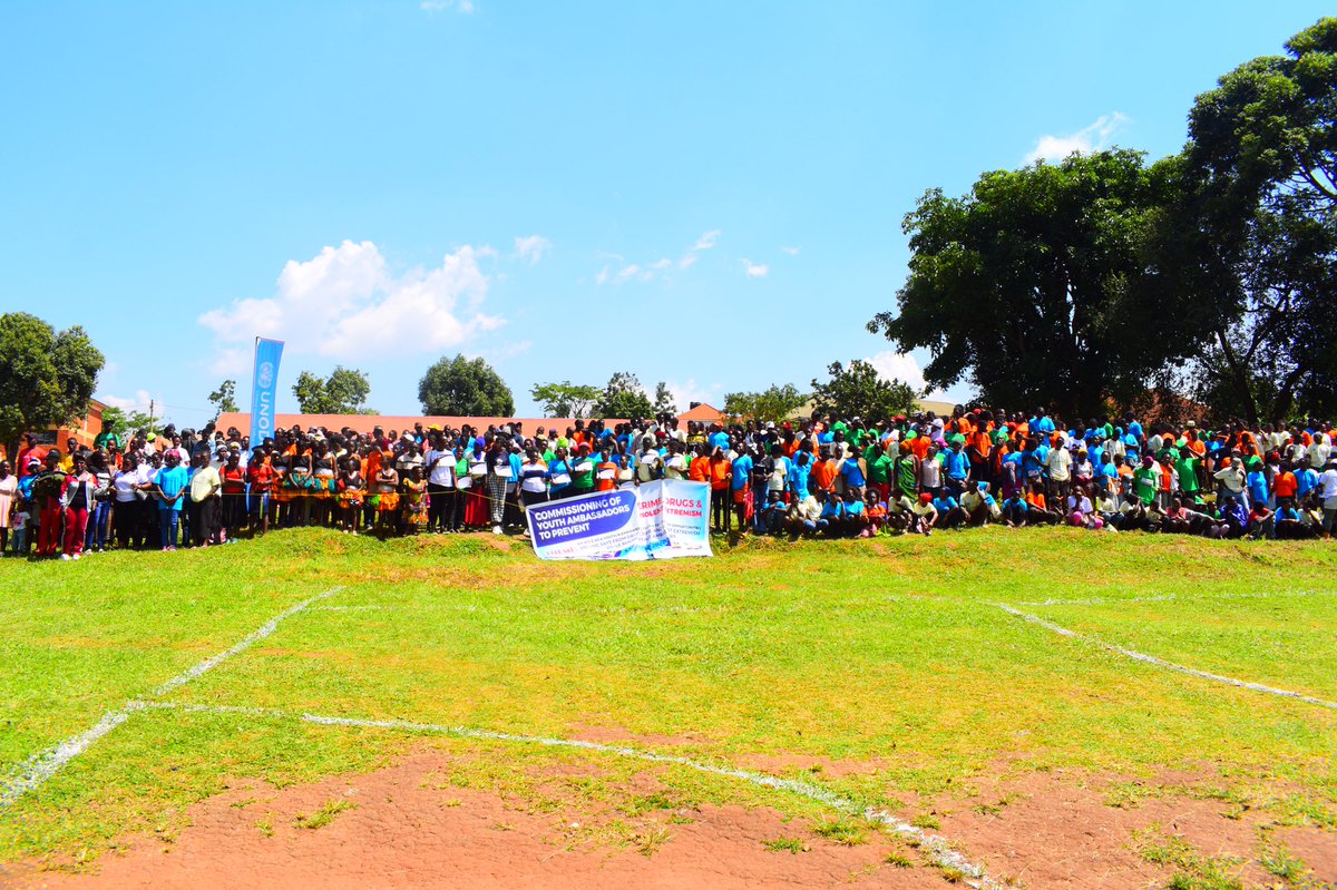 KinobiMoses's tweet photo. Like a solid rock emersed into water spreads, @uydel_2019 commissioned youth peace ambassadors to spread information about prevention of crime, drug use and violent extremism. Much appreciation to UNODC Uganda. @RogersKasirye1 @MutaaweRogers @UNODC_EA https://t.co/LVRY3s7u4t