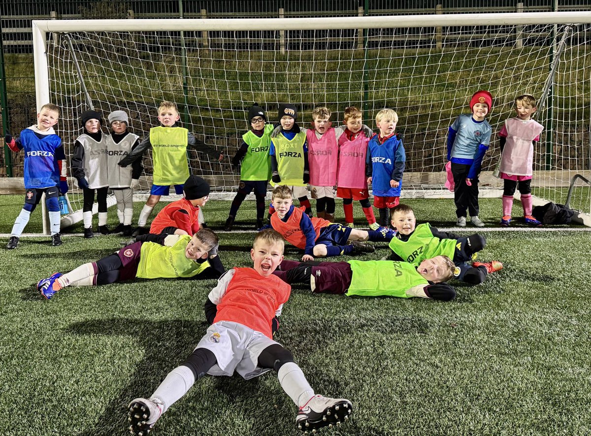 “𝙏𝙝𝙚 𝙩𝙞𝙢𝙚 𝙛𝙤𝙧 𝙘𝙝𝙖𝙣𝙜𝙚 𝙞𝙨 𝙣𝙤𝙬.”

Thrilled to kick off our first Grow Football Thrilling Three’s, 3v3 tournaments today! Six age groups took part, with minimal adult input—letting the kids take charge and simply enjoy the game.👏🏼⬆️⚽️