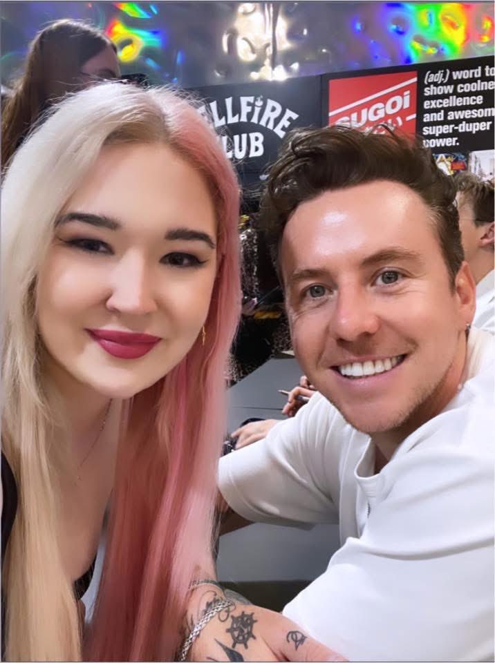 itsaimeestones's tweet photo. Congratulations Danny 🥰🥂🎊
@itsDannyJones 

KING OF THE JUNGLE 🤌👑

#imacelebrity2024 https://t.co/c3uWQQVeFV