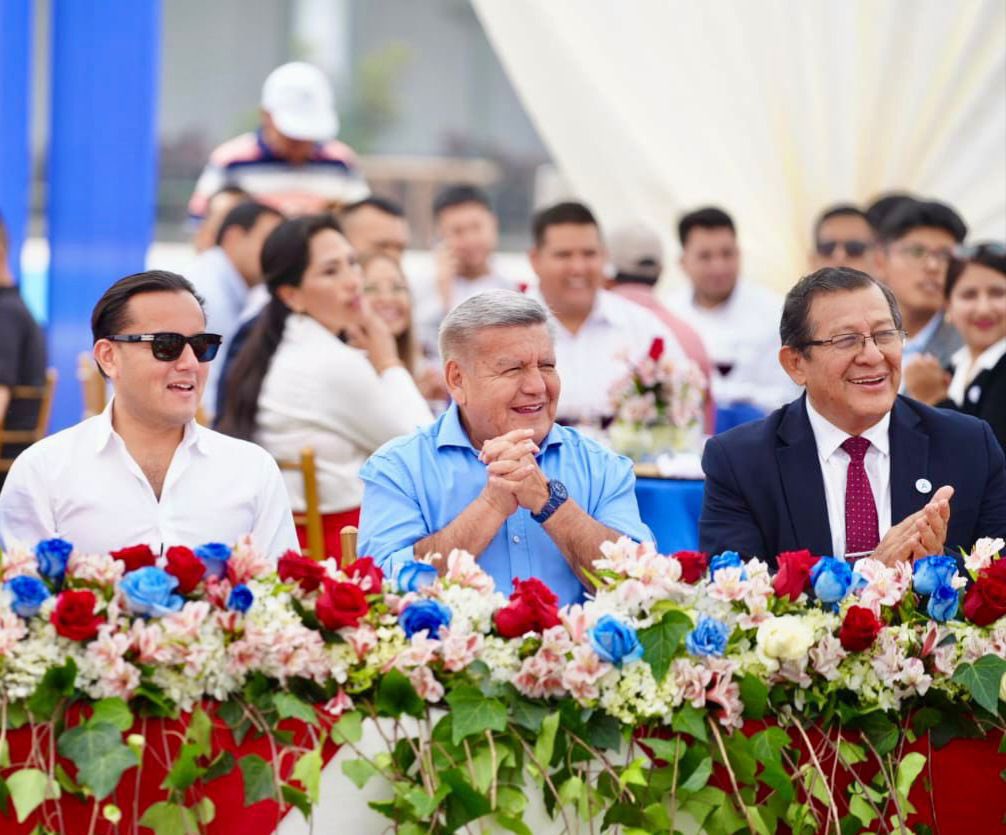 Richard Acuña Núñez 🏠 tweet media